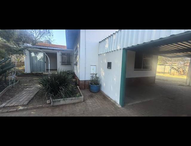 3 BEDROOM HOUSE FOR SALE IN WITPOORTJIE